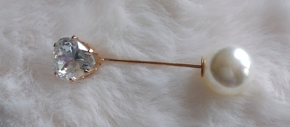 Pins Pearl with Heart Shape Stone